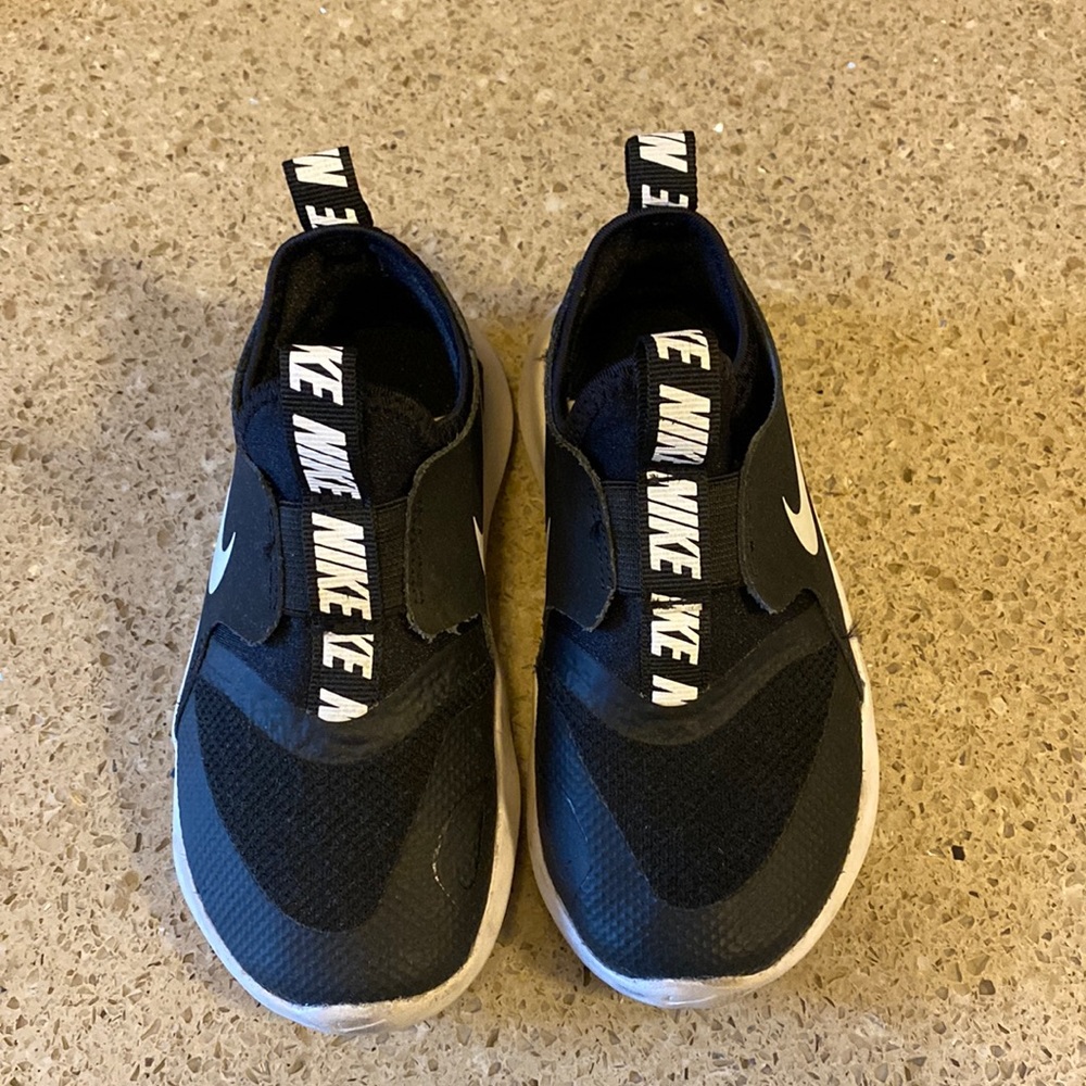 Toddler Nike runners